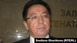 Дін істері жөніндегі агенттіктің басшысы Қайрат Лама Шәріп. Астана, 29 қыркүйек 2011 жыл.