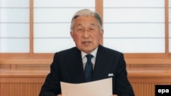 Perandori japonez, Akihito