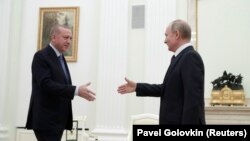 Президенти Туреччини і Росії, Реджеп Ердоган і Володимир Путін (праворуч). Москва, 5 березня 2020 року