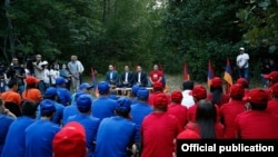 Armenia - Prime Minister Hovik Abrahamian visits a pro-government youth camp, Tsaghkadzor, 17Aug2015.