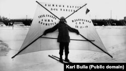 Considered Russia's first photojournalist, Karl Bulla created a vivid record of St. Petersburg on the brink of revolution, then left for an island on the Baltic Sea.