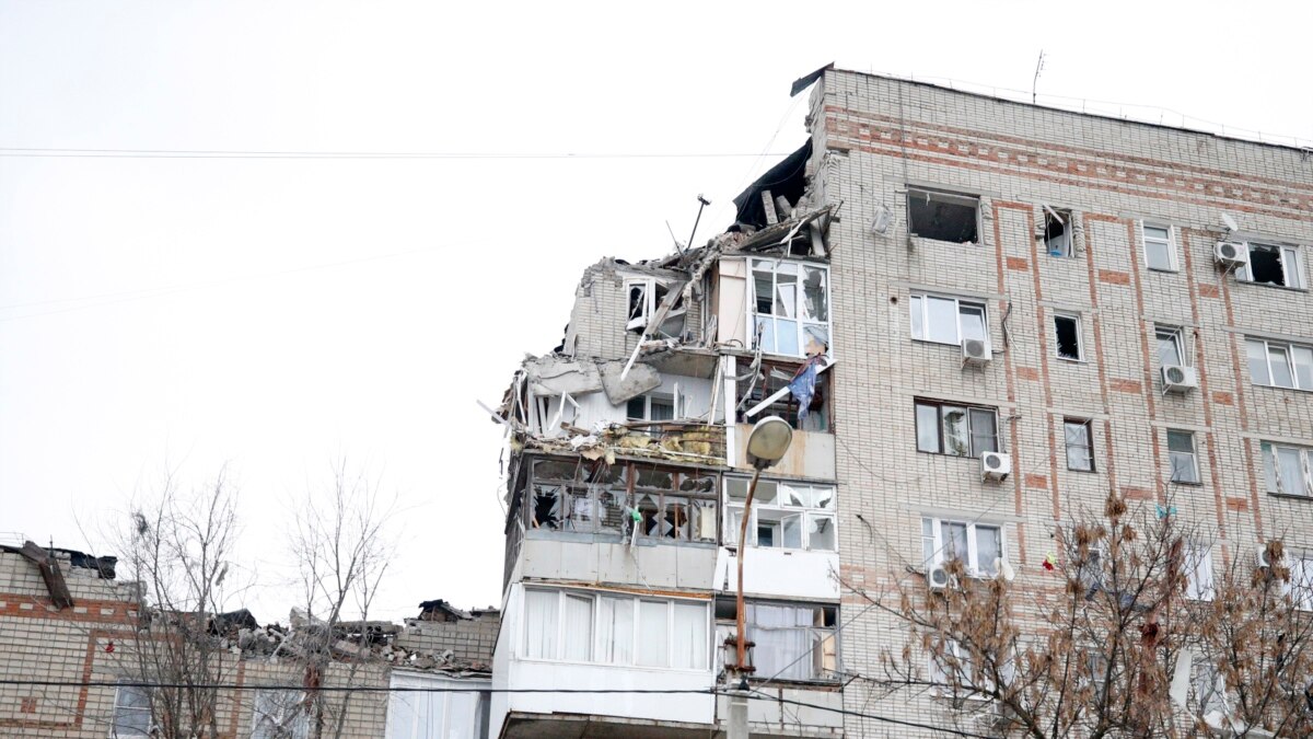 В городе Шахты после взрыва в доме неизвестна судьба четырёх человек