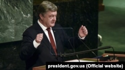 Петро Порошенко заявляє, що нова резолюція потрібна для того, щоб зупинити будь-які спекуляції щодо статусу Криму