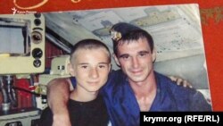 Роман Мокряк с младшим братом