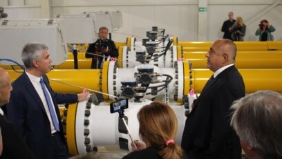 Освен в Истанбул кандидат изпълнителите на газопровода Балкански поток тайно