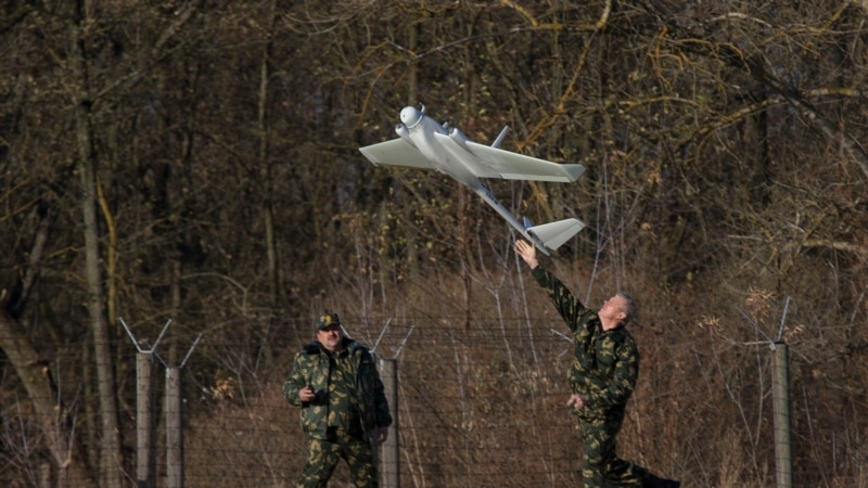 O dronă militară care ar putea fi de origine rusească, la originea exploziei de noaptea trecută de lângă Varșovia