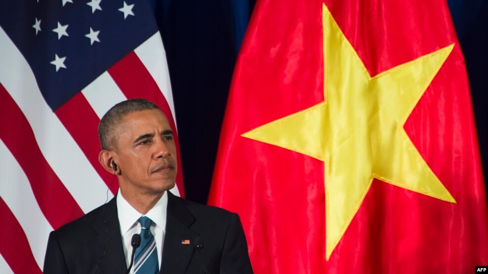 Presidenti i SHBA-së, Barack Obama, në Hanoi të Vietnamit.