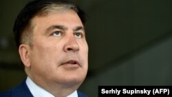 Міхеїл Саакашвілі заявляє, що повертається до Грузії, щоб там захистити результати опозиції на виборах