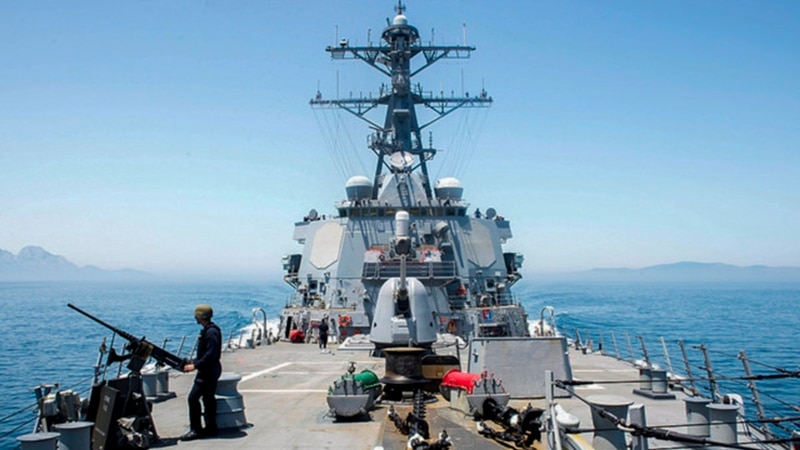Американский эсминец вошел в Черное море – Минобороны России