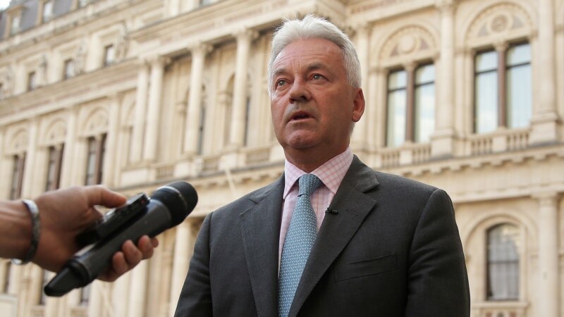 Британскиот министер за Европа и Америка, сер Ален Данкан утре доаѓа во Скопје