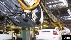 Automaker AvtoVAZ is set to lay off thousands of workers