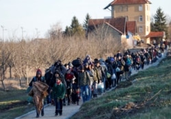 Mađarska ministarka pravde Judit Varga je odbacila presudu (na fotografiji migranti na granici Srbije i Mađarske, februar 2020)