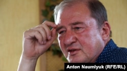 Ільмі Умеров, голова Бахчисарайської райдержадміністрації, один із лідерів кримськотатарського національного руху