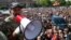 Никол Пашинян на акции протеста, Ереван, 25 апреля 2018 г.