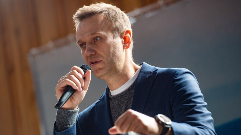 Врачи омской больницы разрешили жене Алексея Навального вывезти его на лечение в Германию