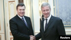 Віктор Янукович (л) і на той час крон-принц Бельгії Філіп (п), Київ, 23 листопада 2010 року