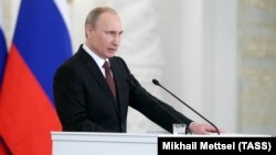The European Values think tank has described Vladimir Putin's Russia as "a major threat to Western democracies." (file photo)