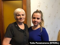 Камила и ее бабушка Надежда Ермоленко