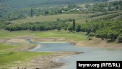 Вид на Білогірське водосховище