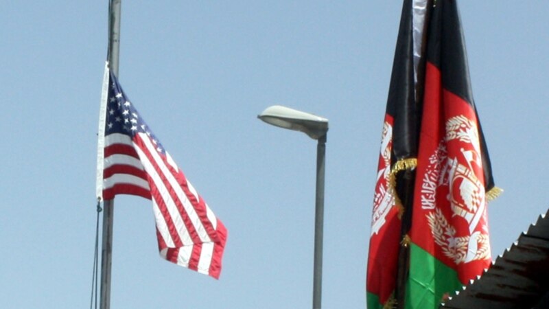 هشت صبح: انګېرنې دا دي چې امریکایان به دا ځل د افغانستان مسئله یو طرفه کړي