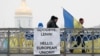 Участники Евромайдана по пути на площадь Независимости в Киеве 
