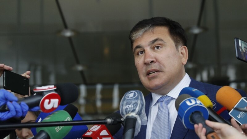 Грузин оппозициясы шайлоодо жеңсе Саакашвилини премьерликке көрсөтөт 