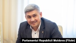 Deputatul democrat Alexandru Jizdan, fost ministru de interne (foto arhivă).