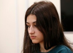 Mariji Hačaturjan, koja je imala 17 godina kada je počinjen navodni zločin, sudiće se odvojeno od njenih sestara. (arhivska fotografija)