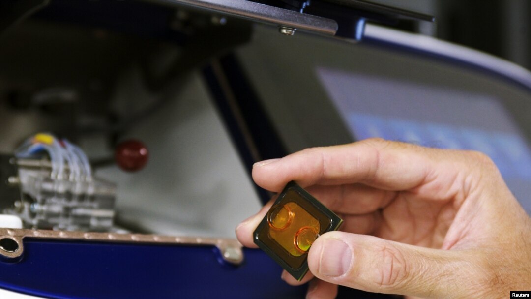 A semiconductor chip powers the new genome machine's work.