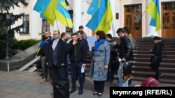 Акция крымской общественности в поддержку открытия Таврического национального университета в Киеве, сентябрь 2016 года. Архивное фото