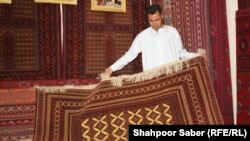 نمونه‌ای از قالین های دست‌بافت افغانستان 