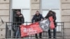 Станислав Асеев снял баннер #FreeAseyev с балкона редакции издания «Український тиждень» (+фото)