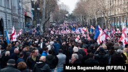 Pamje nga protesta e sotme në Tbilisi të Gjeorgjisë