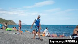 Крим, Рибаче, пляж, липень 2017 року