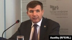 Мидхәт Шаһиәхмәтов