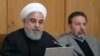 رئیس‌جمهوری ایران (چپ) معترضان را «آشوب‌طلبان شرور» معرفی کرده که به گفته وی «شمارشان اندک بود».