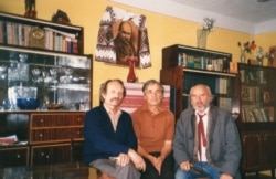 Зеновій Красівський і В'ячеслав Чорновіл (ліворуч)