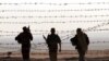 سرحدات افغانستان و تاجکستان چندان استحکامات امنیتی ندارد