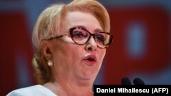 Viorica Dăncilă spune că are puteri mai mari, ca interimar demis, decât un premier desemnat cu formarea unui nou guvern