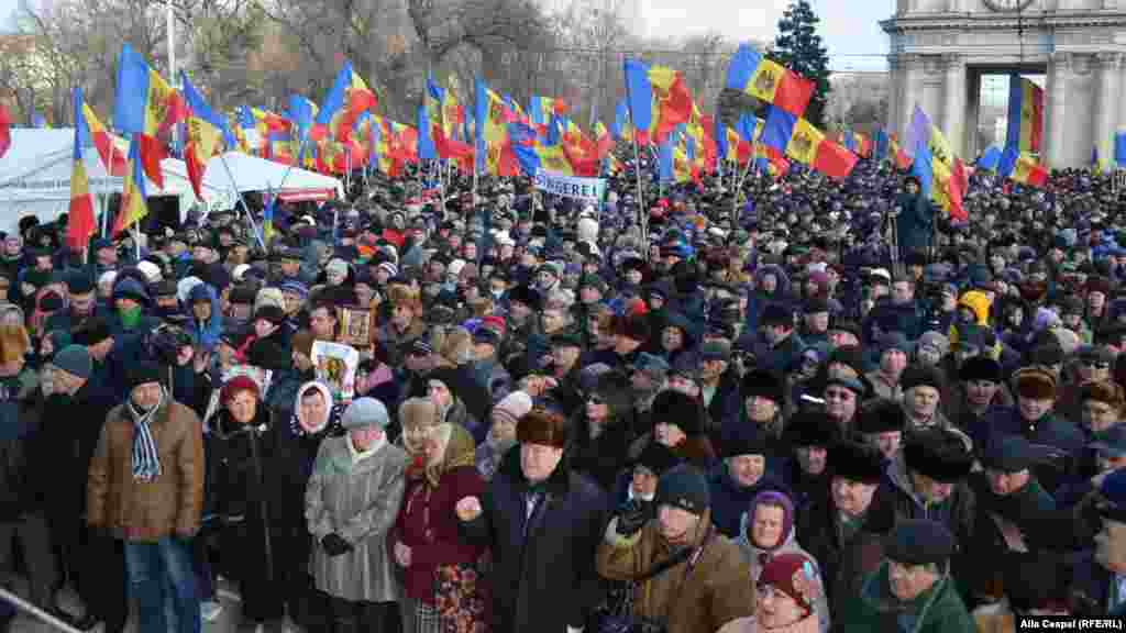 Moldova - anti-gouvernmental protests, Chisinau
