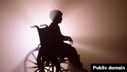 Ребенок в инвалидной коляске. Иллюстративное фото.
