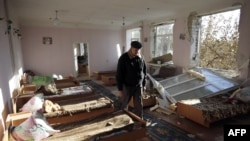 Разрушение в школе-интернате в районе боевых действий на востоке Украины. Иллюстративное фото.