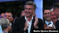 Андрей Пленкович, прем’єр-міністр та лідер партії «Хорватський демократичний союз», реагує на попередні результати парламентських виборів