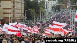Belarușii au ieșit pentru a opta săptămână în stradă, împotriva lui Alexandr Lukașenko.