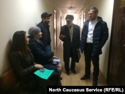 Истцы в ожидании начала процесса