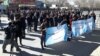 ده‌ها تن از اعضای اتحادیه استادان پوهنتون‌ها مظاهره کردند 