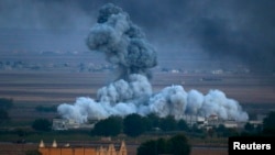 دخان متصاعد من إنفجار في كوباني