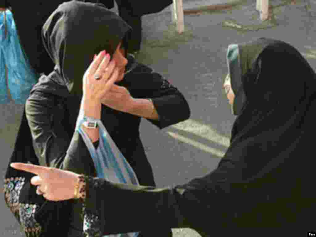 Iran, Iranian Government is launching a new Hijab plan against women, 04/22/2007