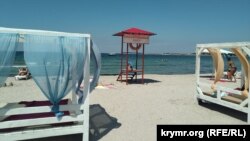 Пляж в Чорноморському