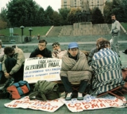 У перший день політичного голодування. Київ, 2 жовтня 1990 року